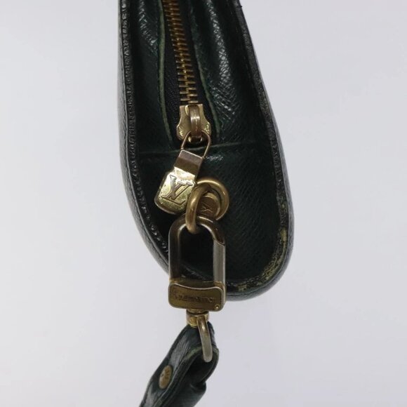 LOUIS VUITTON Taiga Baikal Clutch Bag Epicea M30184 LV Auth - Picture 4 of 16